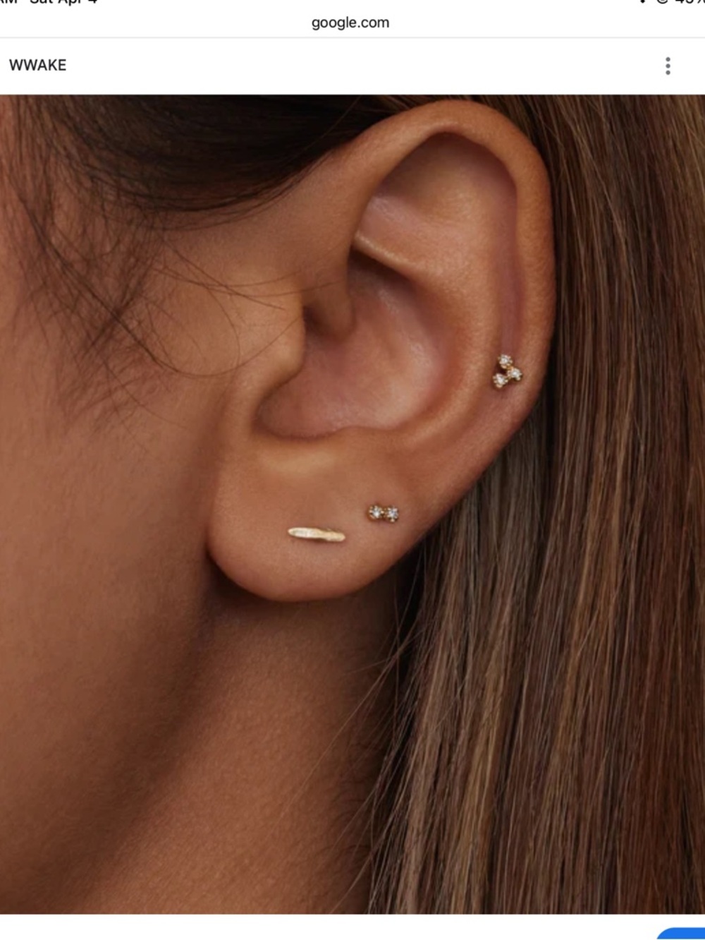Wwake dimple earring single